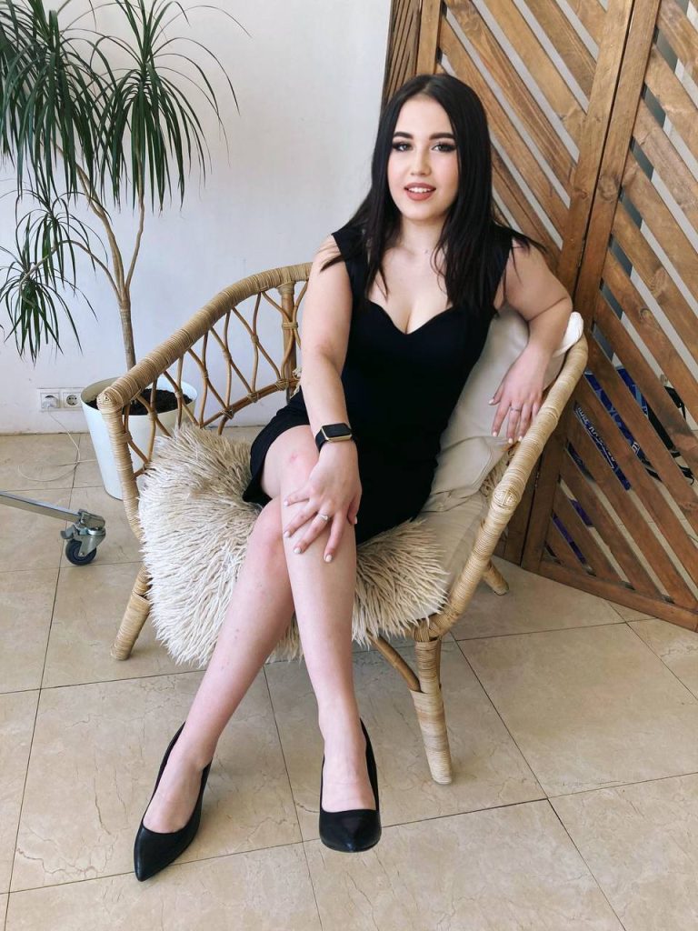 Russian escort from Milana Dubai-Stars